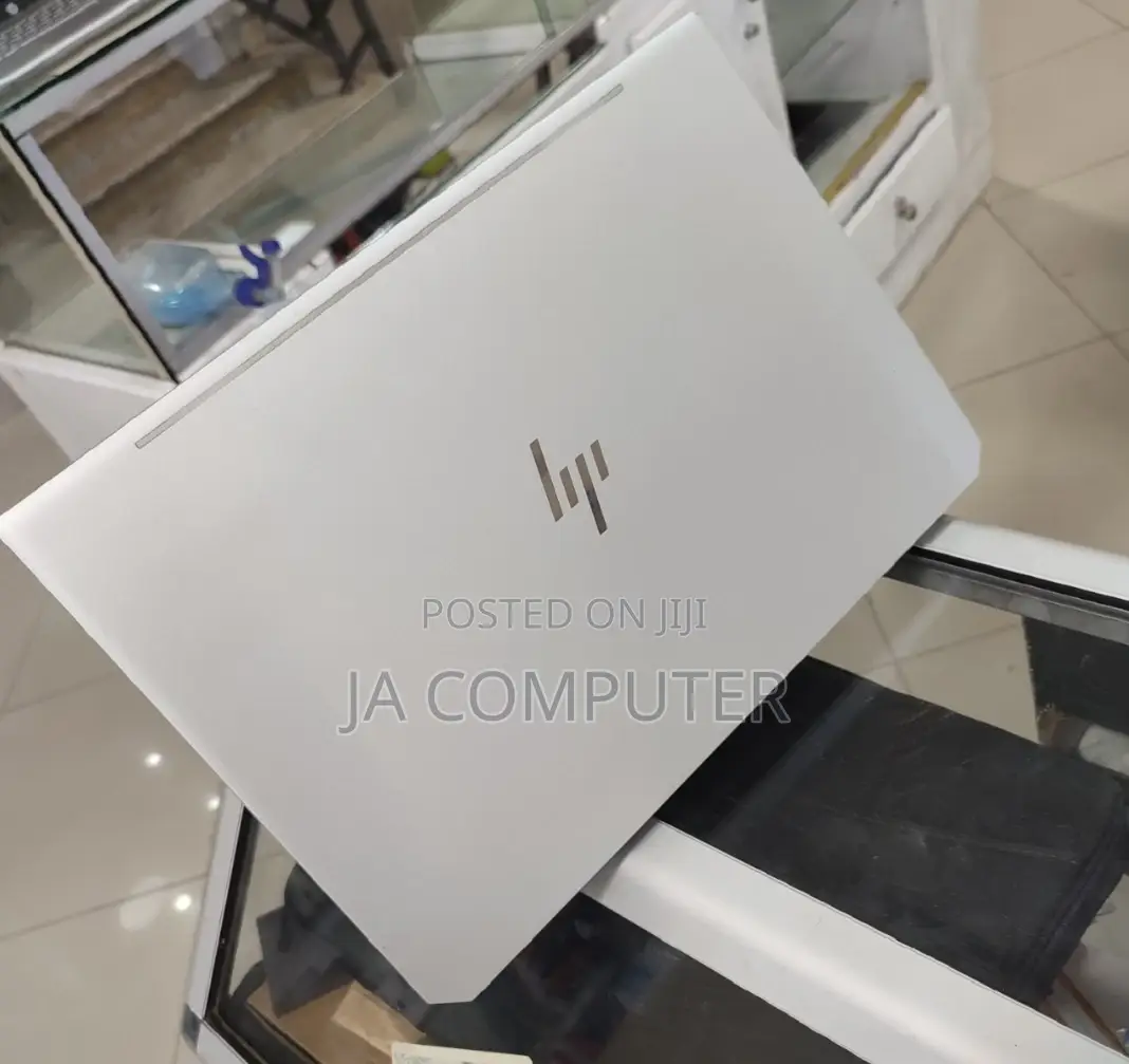 New Laptop HP EliteBook 1050 16GB Intel Core I7 SSD 512GB