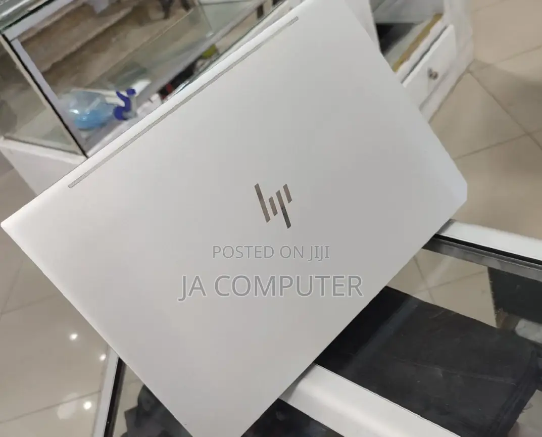 New Laptop HP EliteBook 1050 16GB Intel Core I7 SSD 512GB