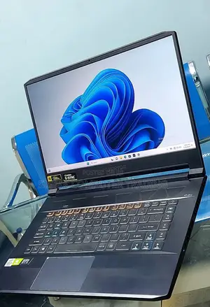 New Laptop Acer Predator Helios 300 32GB Intel Core I7 SSD 1T