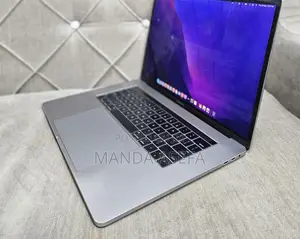 New Laptop Apple MacBook Pro 2016 16GB Intel Core I7 SSD 256GB