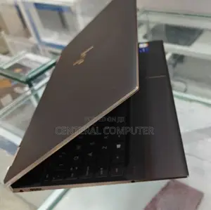 Photo - New Laptop HP Spectre X360 13t 16GB Intel Core I7 SSD 512GB