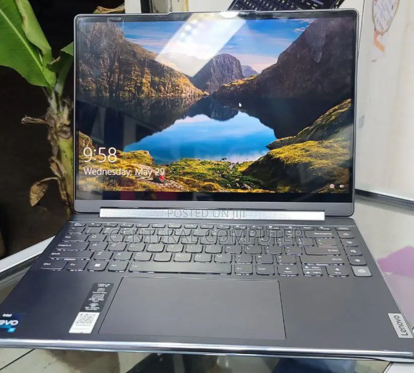 New Laptop Lenovo IdeaPad Yoga 11 16GB Intel Core I5 SSD 1T