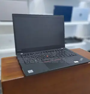 New Laptop Lenovo Thinkpad P14s 12GB Intel Core I7 SSD 512GB