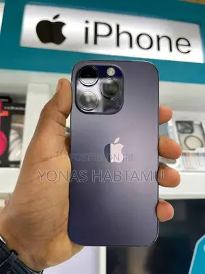 Photo - New Apple iPhone 14 Pro 256 GB Purple