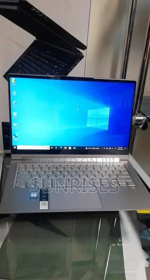 New Laptop Lenovo Yoga 910 16GB Intel Core I7 SSD 1T