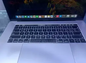New Laptop Apple MacBook Pro 2018 16GB Intel Core I9 SSD 512GB