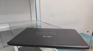 New Laptop Asus ROG Strix G15 8GB Intel Core I5 HDD+SSD 1.5T