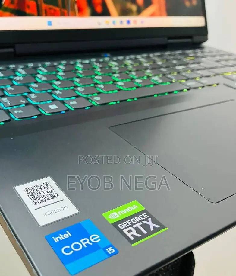 New Laptop Lenovo LOQ 15IRH8 16GB Intel Core I5 SSD 512GB