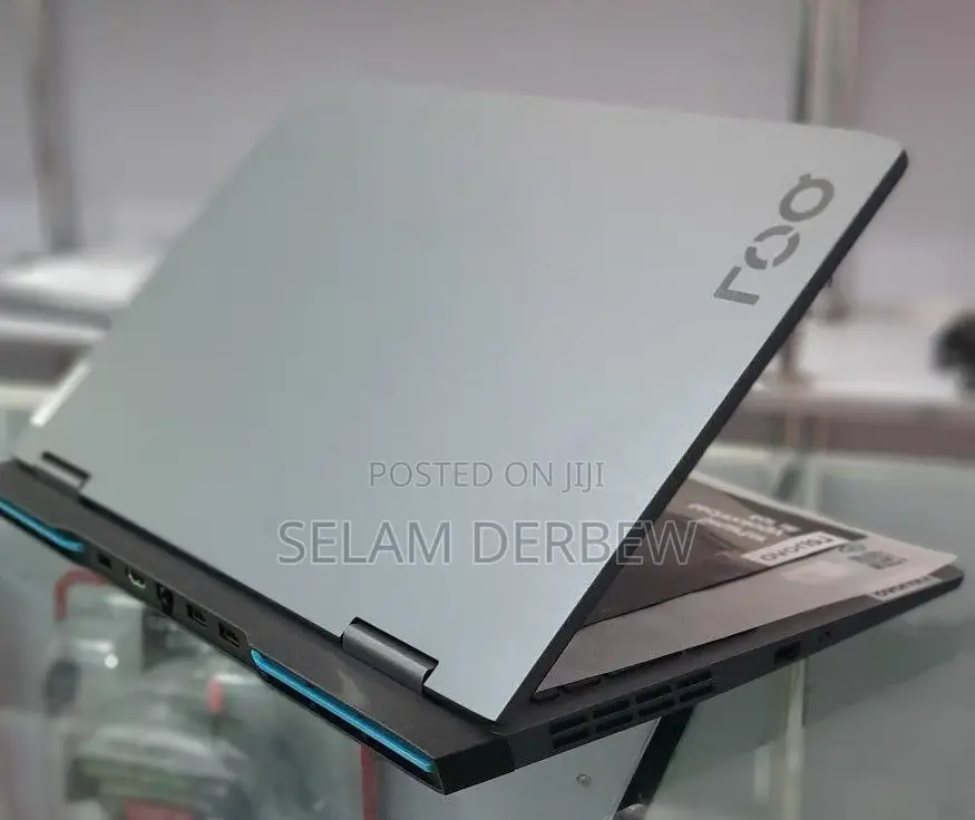 New Laptop Lenovo LOQ 15IRH8 8GB Intel Core I7 SSD 1T