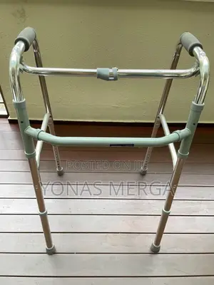 Walker/Walker/Double Support Adjustable/ Foldable Elderly