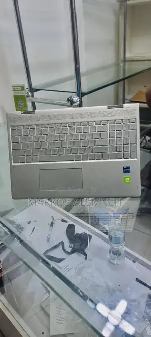 New Laptop HP Envy X360 20GB Intel Core I7 SSD 512GB