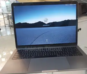 New Laptop Apple MacBook 2017 16GB Intel Core I5 SSD 512GB