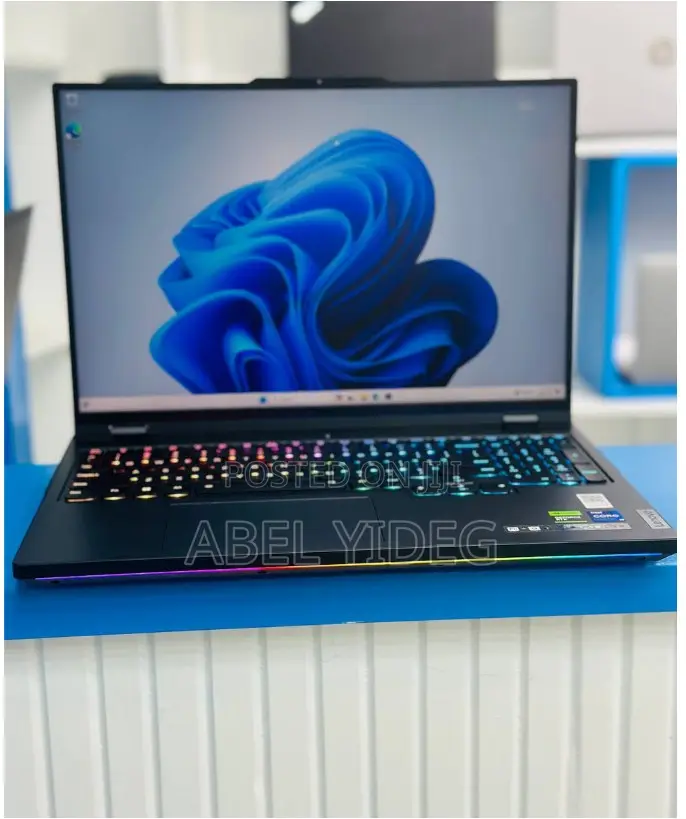 New Laptop Lenovo Legion 7 32GB Intel Core I9 SSD 1T