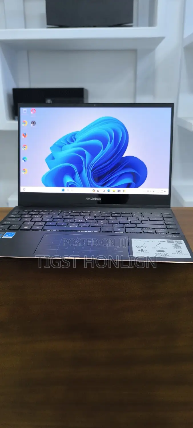 New Laptop Asus VivoBook 15 X505BA 16GB Intel Core I7 SSD 1T