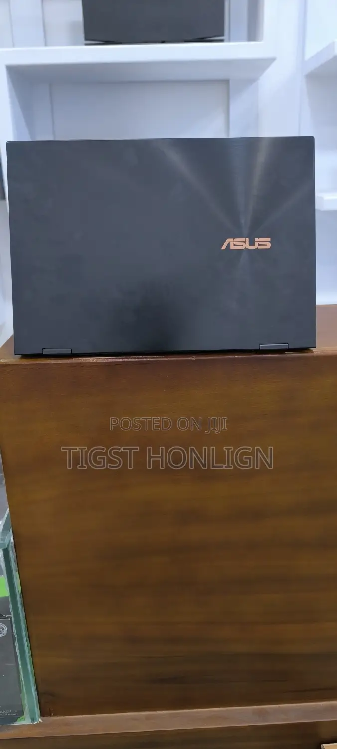 New Laptop Asus VivoBook 15 X505BA 16GB Intel Core I7 SSD 1T