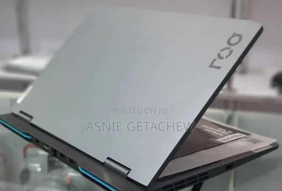 New Laptop Lenovo LOQ 15IRH8 8GB Intel Core I5 SSD 1T