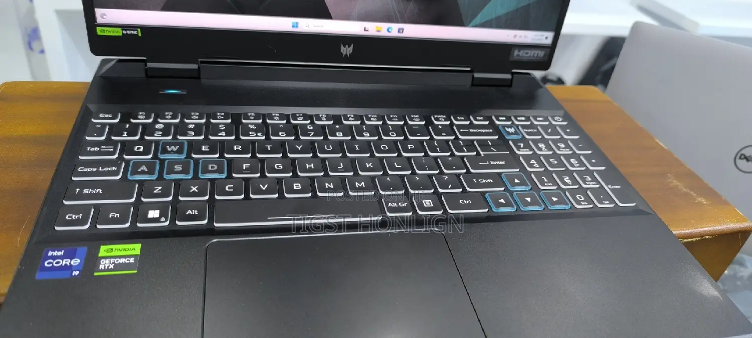 New Laptop Acer Predator Helios 300 16GB Intel Core I9 SSD 1T