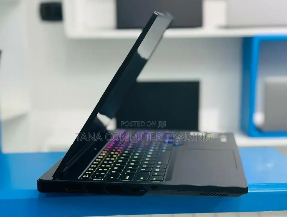New Laptop Lenovo Legion 7 32GB Intel Core I9 SSD 1T