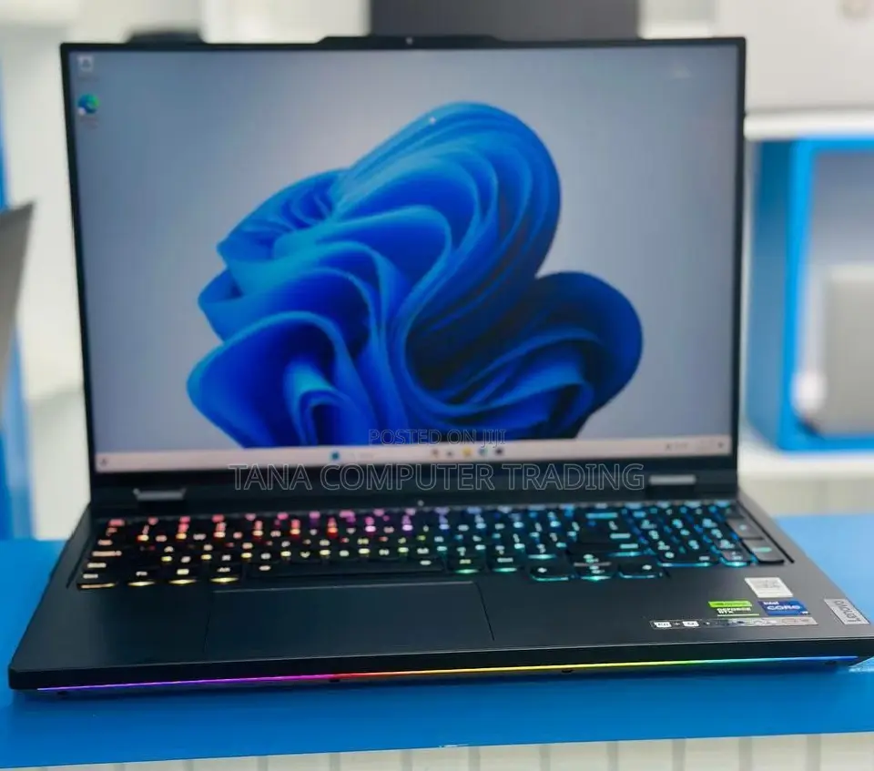 New Laptop Lenovo Legion 7 32GB Intel Core I9 SSD 1T