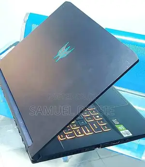 New Laptop Acer Predator Helios 300 32GB Intel Core I7 SSD 1T