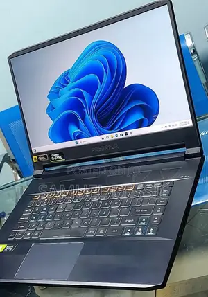 New Laptop Acer Predator Helios 300 32GB Intel Core I7 SSD 1T