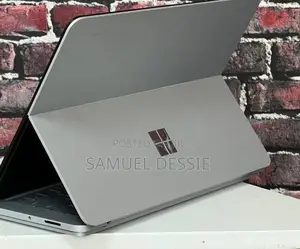 New Laptop Microsoft Surface 32GB Intel Core I7 SSD 1T