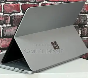 New Laptop Microsoft Surface 32GB Intel Core I7 SSD 1T