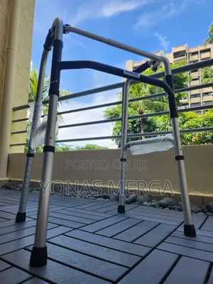 Photo - Walker_handle Properly Without Facing Any Issue/Walker/ወከር