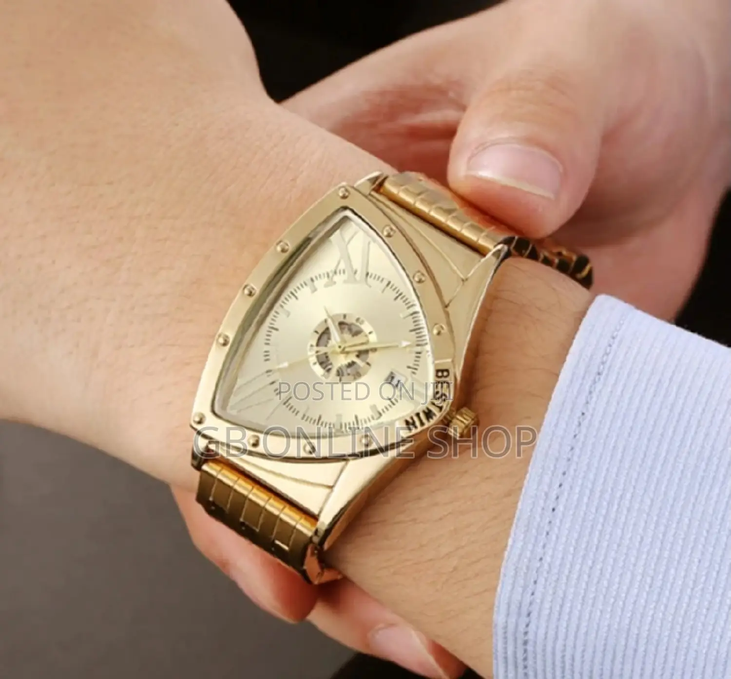 Bestwin Triangle High Quality Watch