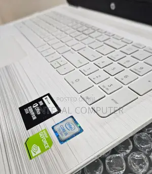 New Laptop HP 14z 8GB Intel Core i5 HDD 1T