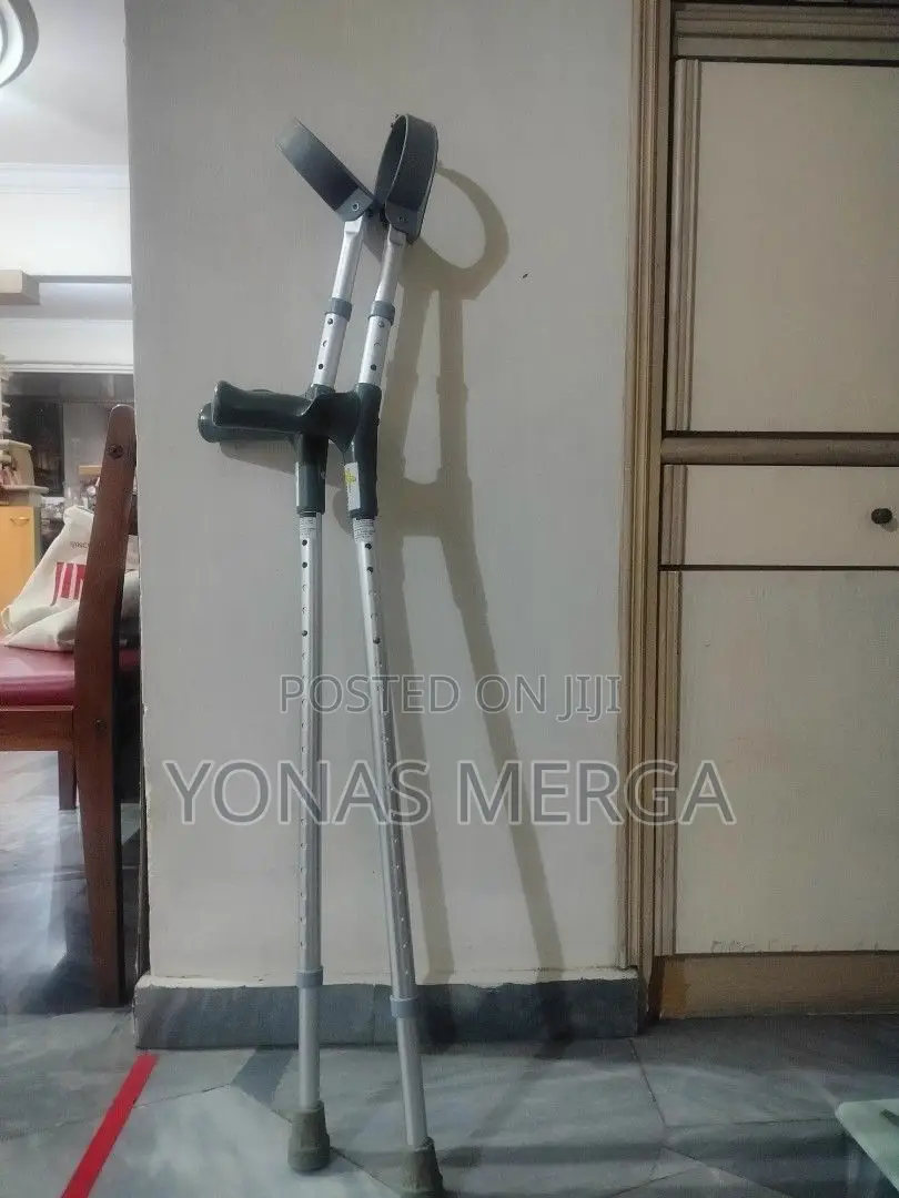 Quality Adjustable Elbow Crutches (1pair)
Crunch/Crutches