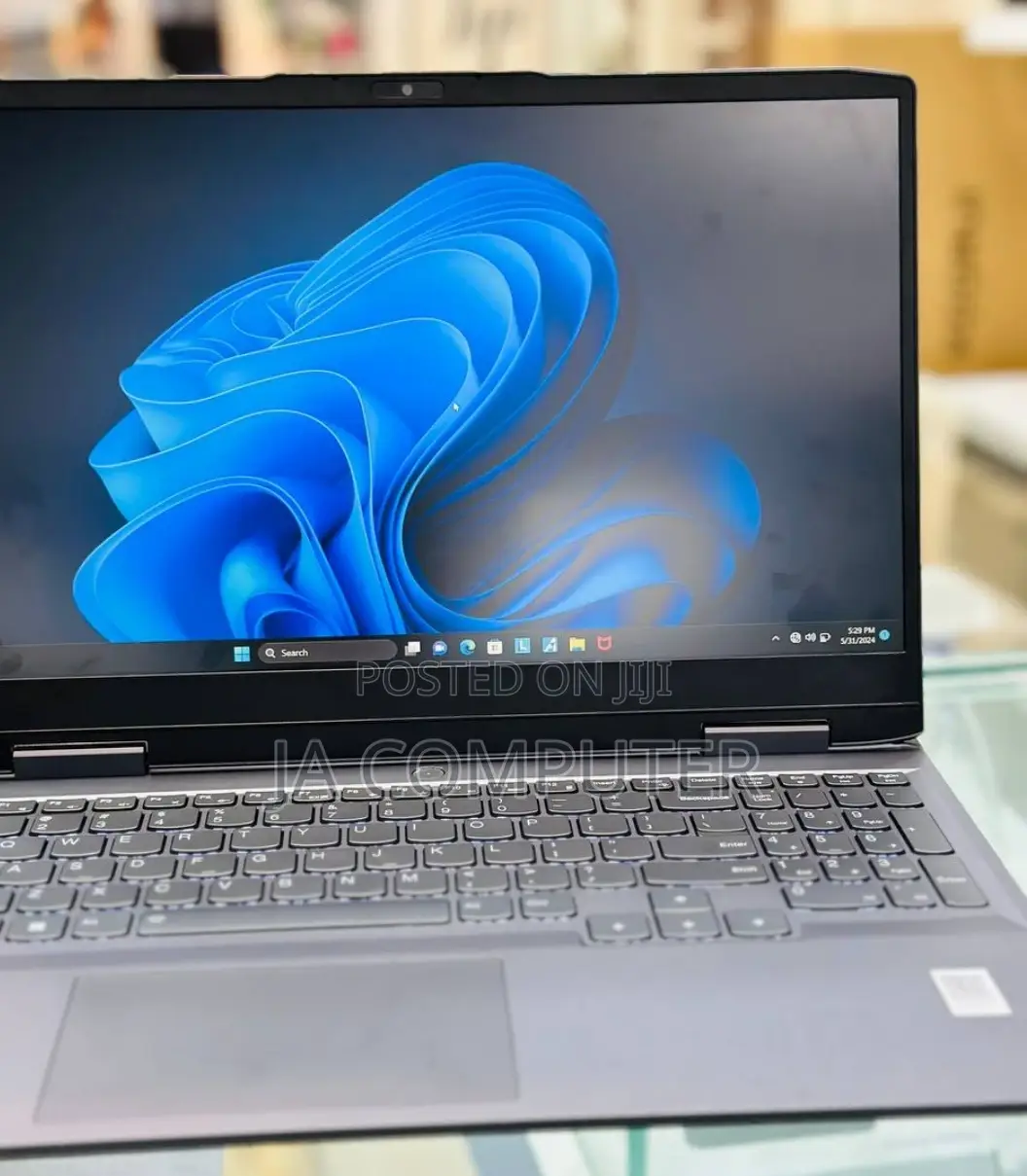 New Laptop Lenovo Ideapad 3 16GB AMD Ryzen 7 SSD 512GB