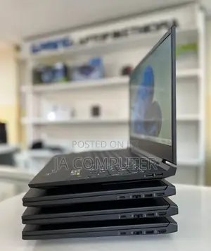 New Laptop HP Victus 15 16GB AMD Ryzen 7 SSD 1T