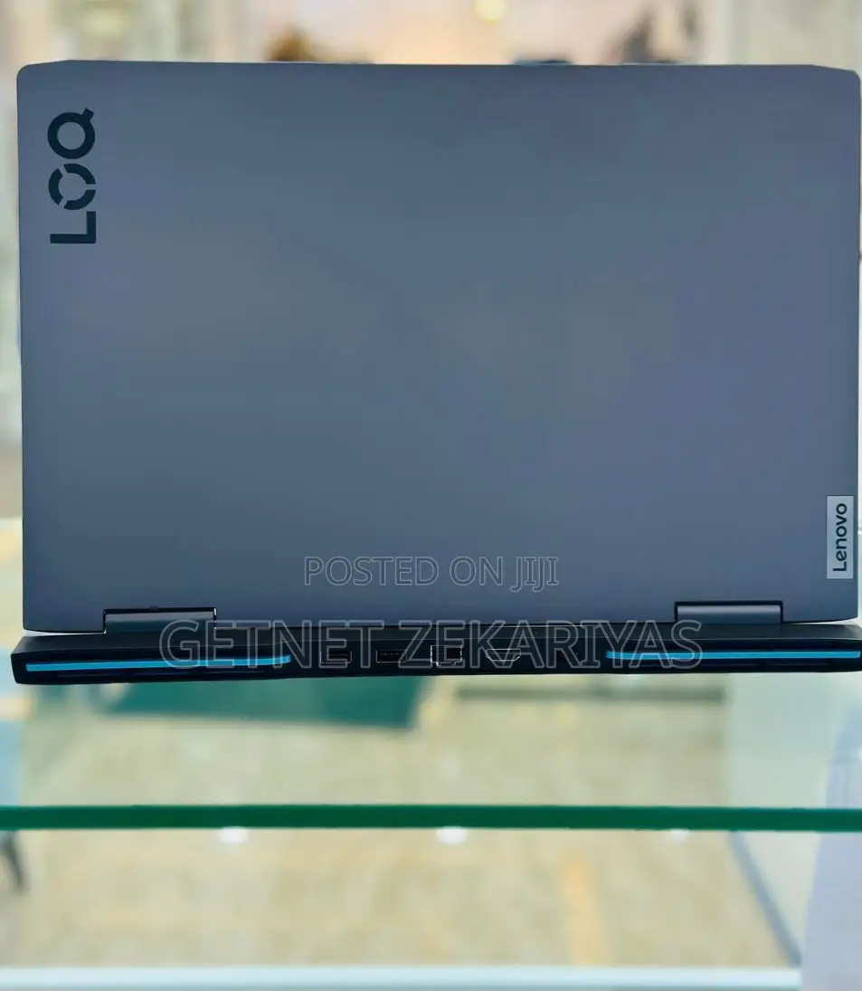 New Laptop Lenovo LOQ 15IRH8 16GB AMD Ryzen 7 SSD 512GB