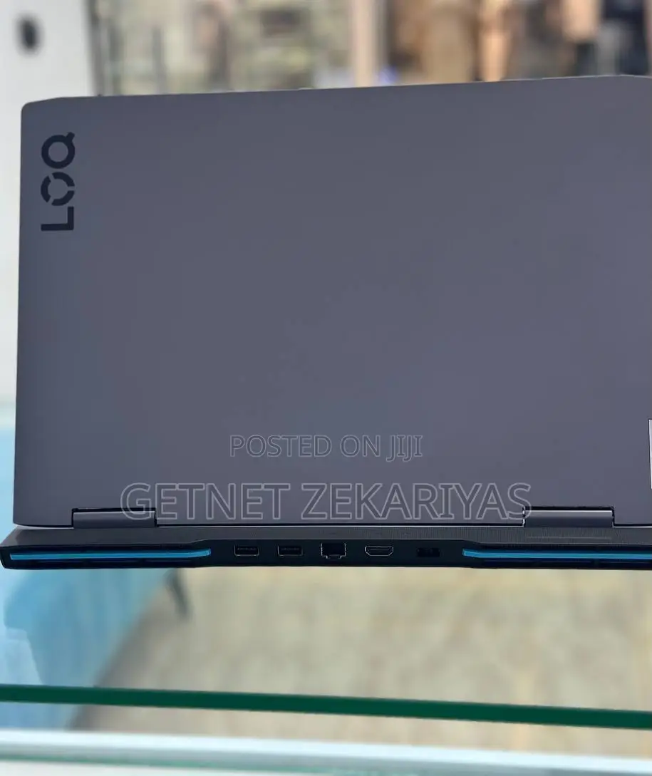 New Laptop Lenovo LOQ 15IRH8 16GB AMD Ryzen 7 SSD 512GB