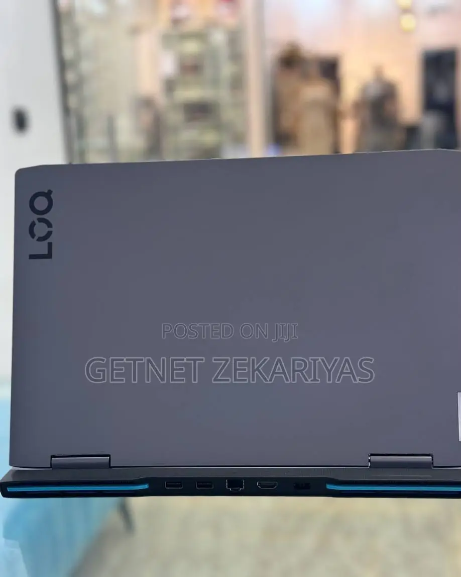 New Laptop Lenovo LOQ 15IRH8 16GB AMD Ryzen 7 SSD 512GB