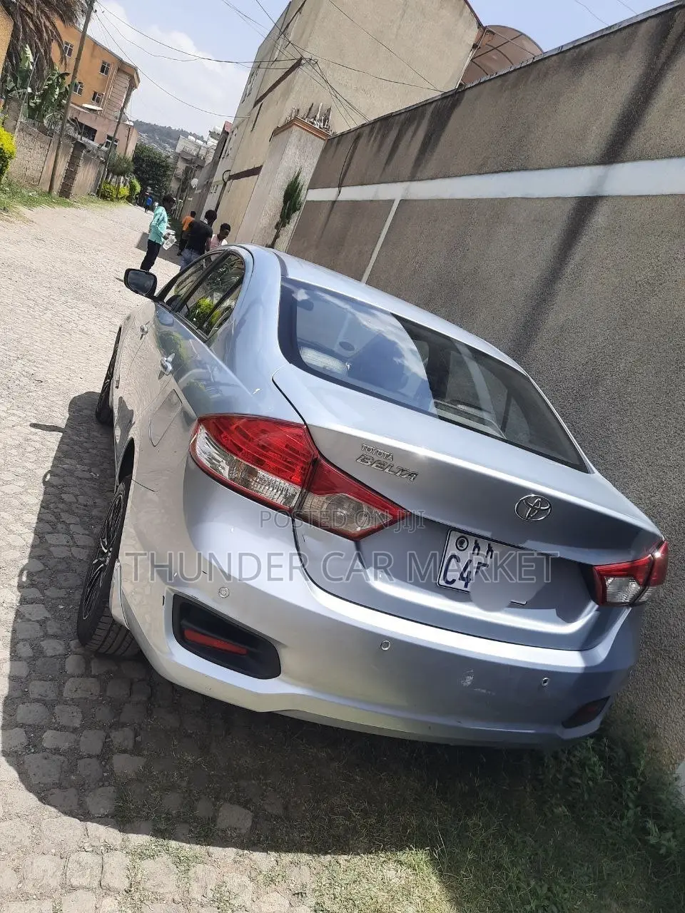 Toyota Yaris 2022 Silver