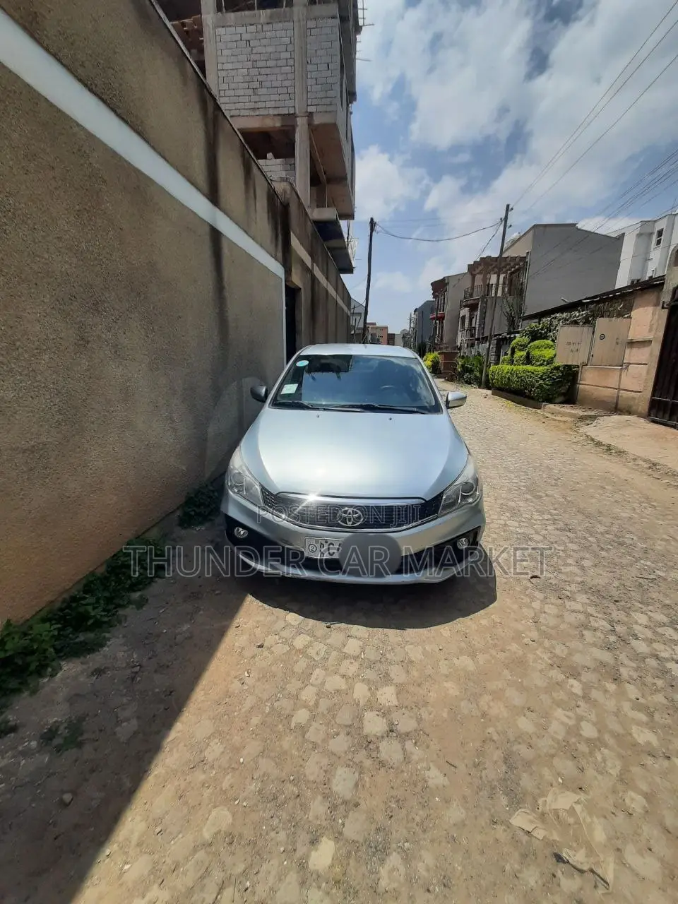 Toyota Yaris 2022 Silver