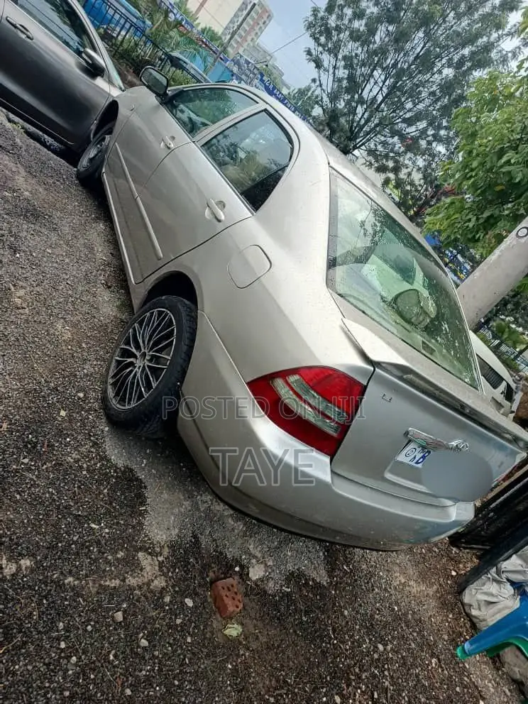 Toyota Corolla 2003 Silver