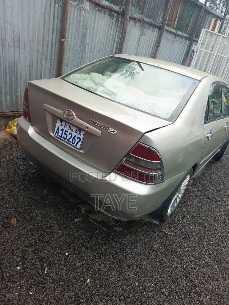 Toyota Corolla 2003 Silver