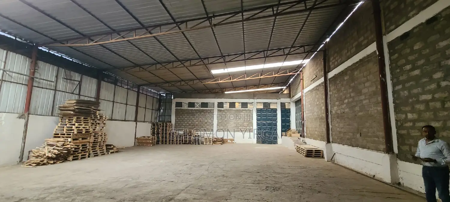 Warehouse for Rent in Kaliti Area