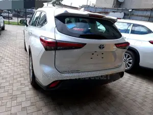 New Toyota Fortuner 3.0 D Turbo AWD 2023 White