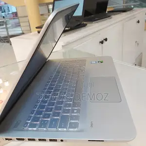 New Laptop HP Envy 15 16GB Intel Core I5 HDD+SSD 1T
