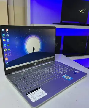 New Laptop HP Stream Notebook 8GB Intel Core I5 SSD 512GB