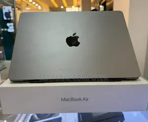 New Laptop Apple MacBook Air 2022 M2 8GB Apple M2 SSD 256GB