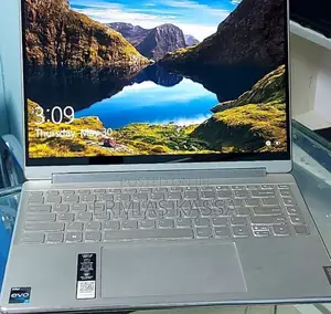 New Laptop Lenovo Yoga 950i 16GB Intel Core I7 SSD 512GB