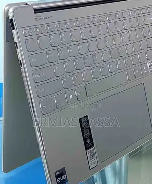 New Laptop Lenovo Yoga 950i 16GB Intel Core I7 SSD 512GB