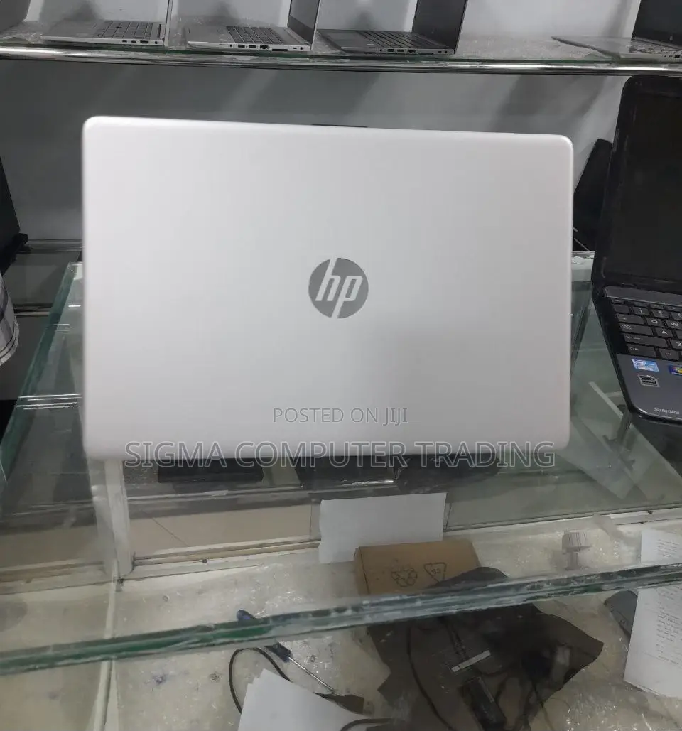 New Laptop HP Stream Notebook 8GB Intel Core I5 SSD 256GB