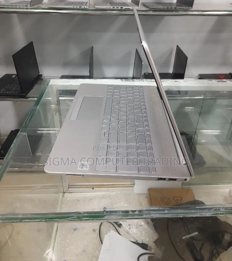 New Laptop HP Stream Notebook 8GB Intel Core I5 SSD 256GB