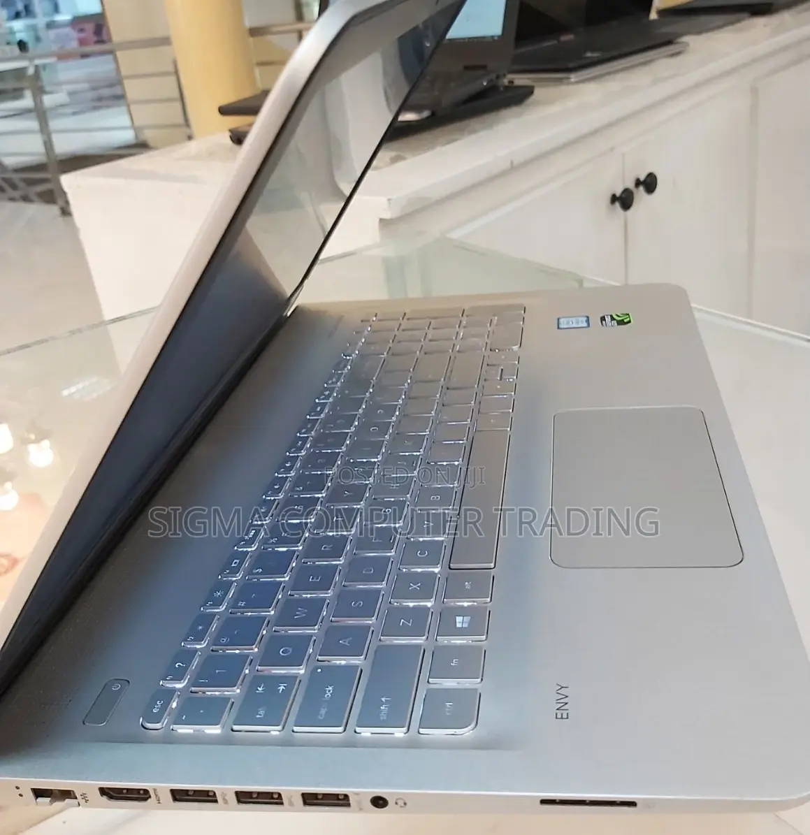 New Laptop HP Envy 15 16GB Intel Core I5 HDD+SSD 1T